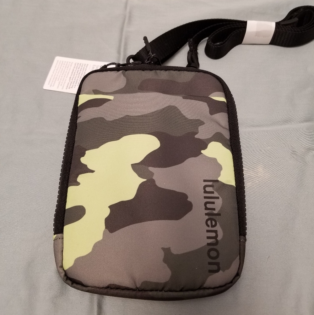 NWT Lululemon Camo Crossbody Bag